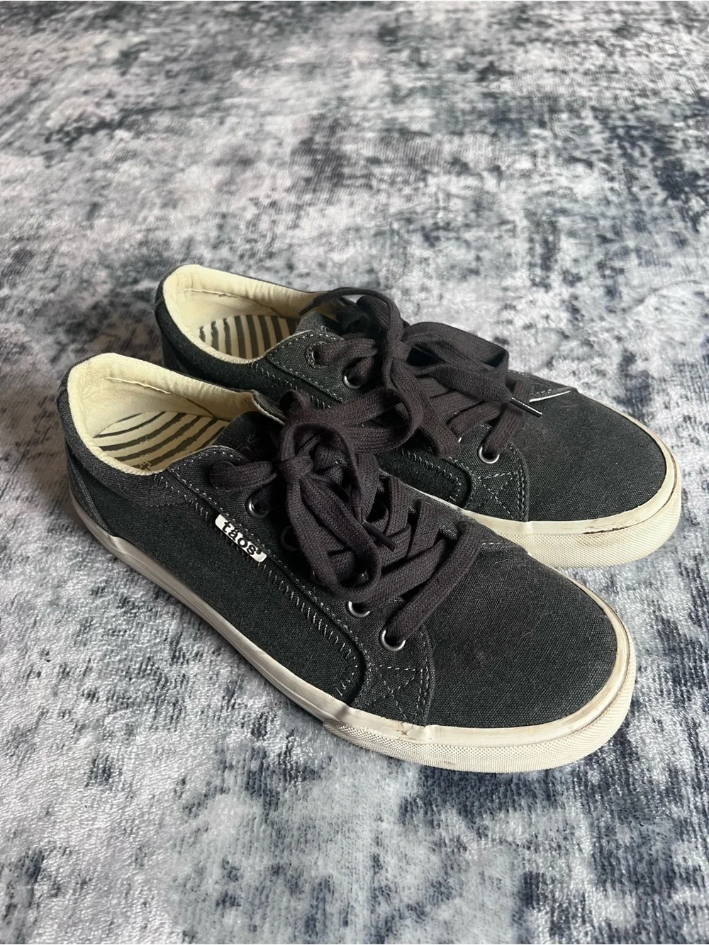 Taos Plim Soul Canvas Sneakers Women 8.5 Dark Grey Charcoal Arch Support
